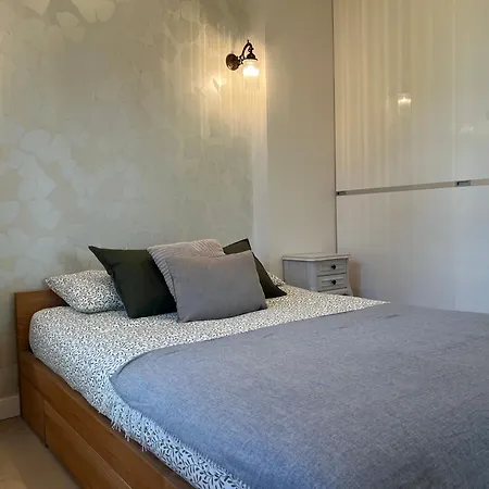 Wroclove Tumski 3 Апартаменты *